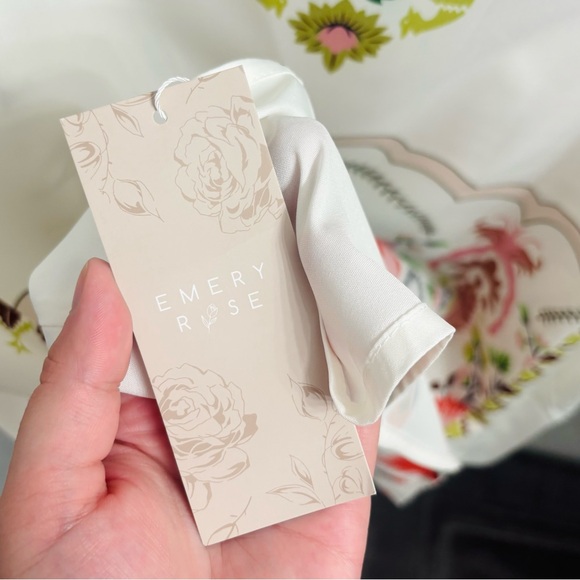 NWT Emery Rose Floral Print Guipure Lace Insert Flare Sleeve Dress, Small - Picture 6 of 7